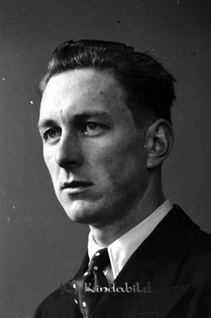 Göte Eriksson Yxsmedshult Kisa
raja
Göte Eriksson Yxsmedshult Kisa
Porträtt-Man
Nyckelord: Eriksson Yxsmedshult