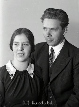 Ingrid Nilsson Kimstad Horn
raja
Ingrid Nilsson  
Grupporträtt en kvinna en man
Nyckelord: Nilsson Kimstad
