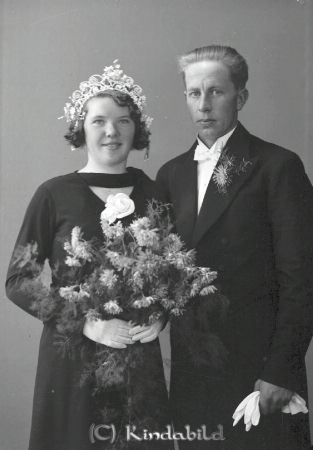 Hugo Johansson Gräshagen Hycklinge
raja
Hugo Johansson  
Brudpar
Nyckelord: Johansson Gräshagen