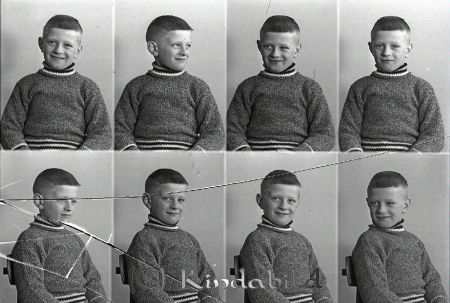 Rune Lindh Verveln
raja
Rune Lindh  
Porträtt-Barn

raja
Rune Lind, gift med Karla. De bodde i ett radhus på Drottninggatan 5 i Kisa. 
Källa: Gerd Pettersson

Nyckelord: Lindh Verveln