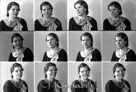 Elna Nilsson Idhult Björkfors
raja
Elna Nilsson  
Porträtt-Kvinna

raja
Elna Martina Nilsson född 1917 i Tryserum. Hon gifte sig med Göte Jonsson född 1908.
 Barn: 
 Karl-Magnus född 1955
 Lars-Jonny född 1959
 Källa: Studiegruppen hembygdsgården 
Nyckelord: Nilsson Idhult