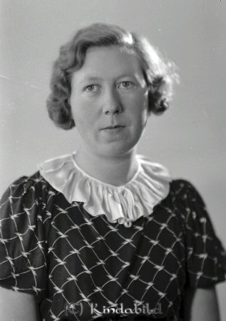 Karin Eriksson Strömsholm Kisa
raja
Karin Eriksson 
Porträtt-Kvinna
Nyckelord: Eriksson Strömsholm