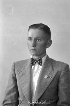 Arne Andersson Björkfors
raja
Arne Andersson 
Porträtt-Man
Nyckelord: Andersson Björkfors