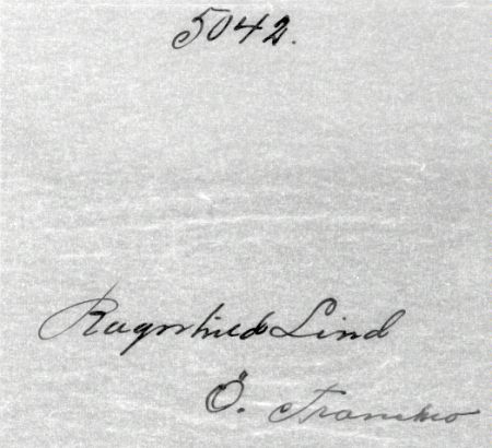 Ragnhild Lind Ö-Tranebro
Ragnhild Lind Ö-Tranebro

raja
Tora Sofia Ragnhild Lindh född 1902 i Södra Vi. Ragnhild Lindh var lärare i Rothult skola. Död 1988 Grönedegatan 18, Kisa. 
Källa: Gerd Pettersson

raja
Ragnhild Lind var inte lärare i Rothults skola, däremot köpte hon byggnaden och flyttade dit vid sin pensionering. Hon var Sofiasyster. Sin sista tjänst hade hon som distriktssköterska i Falun. 
Källa: mayca

Nyckelord: Lind Ö-Tranebro