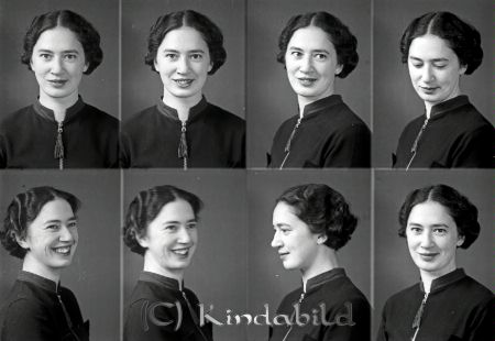 Alice Hansson Kisa
raja
Alice Hansson  
Porträtt-Kvinna

raja
Alice Eklund född 1912 i Kisa, dotter till skräddare Rudolf Eklund och Lydia född Pettersson.
Brodern hette Gösta.
Alice gifte sig med bokhandlaren Göte Hansson Kisa.
Omgift 1943 med folkskolläraren Helge Mohlin.
De flyttade till Uppsala och fick dottern Karin Birgitta 1946 och Kerstin Elisabet 1953.
Karin Birgitta Mohlin gifte sig Maggio Hon fick två barn: Christian och Veronica.
Källa: Folkräkning 1940, 1950, 1975 och 1985 
Källa: Gerd Pettersson

Nyckelord: Hansson Kisa