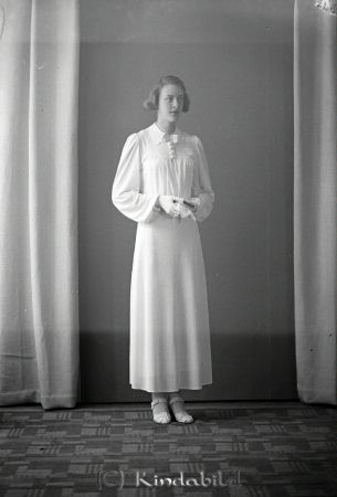 Holm Ingrid Oppeby
raja
Holm Ingrid  
Porträtt-Kvinna konfirmationsfoto
Nyckelord: Holm Oppeby