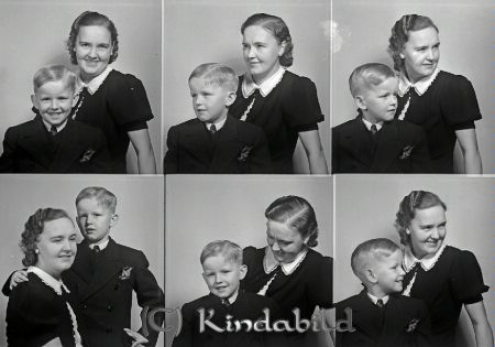 Nylander Fru Kisa
raja
Nylander Fru  
Familjeporträtt mor och son

raja
Ingrid Margareta Nylander född 1905 i Kisa med sonen Kurt Inge Göran. 
Källa: Gerd Pettersson


Nyckelord: Nylander Kisa