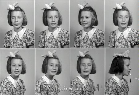 Staav Gun Britt Pätorp Ulrika
raja
Staav Gun Britt 
Porträtt-Barn

raja
Gun-Britt Staaf född 1932 i Lommaryd socken.
Föräldrarna arrenderade Pätorp i Ulrika 1938-1948.
Källa: Familjer och gårdar i Ulrika. 
Källa: Gerd Pettersson


Nyckelord: Staav Pätorp