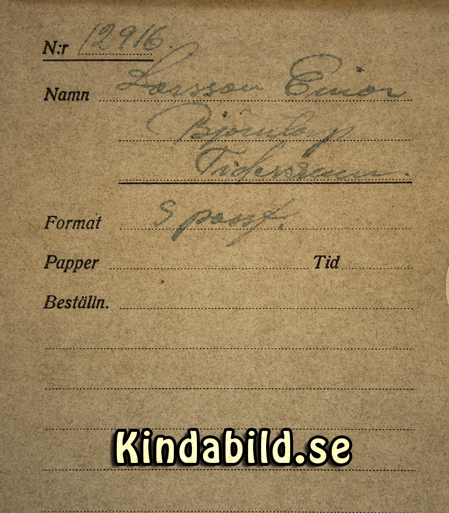 Einar Larsson Björntorp Tidersrum
Nyckelord: Larsson Tidersrum