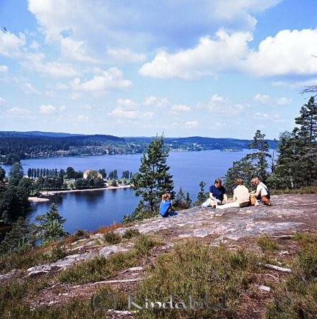 Kindavyer
raja
Vy över Norra Vi fjärden  
Nyckelord: Norra Vi