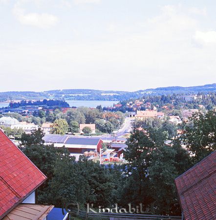 Kindavyer
raja
Vy över Kisa med Värgårdsudde och Kisasjön i bakgrunden bilden tagen från Vagngatan
Nyckelord: Vagngatan Kisa