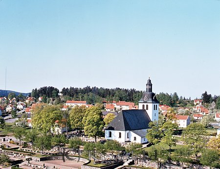 Kindavyer
raja
Kisa Kyrka från Borgarberget
Nyckelord: Kyrka Kisa