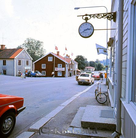 Kindavyer
raja
Storgatan med Cafe Columbia mitt i bild
Nyckelord: Storgatan Kisa