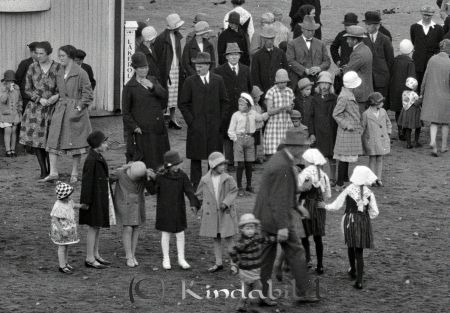 Midsommarfirande Tingshustorget
Nyckelord: Midsommarfirande Tingshustorget