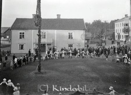 Midsommarfirande Tingshustorget - Kisa
Nyckelord: Midsommarfirande Tingshustorget