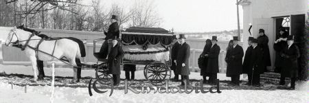 raja
Tekla Emerentia Hjorts begravningsfölje april 1911. 
Källa: Bertil Jansson

