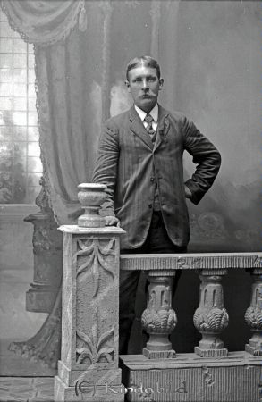 G C Myrman Hallsta fabrik Rimforsa
godj
G C Myrman Hallsta fabrik Rimforsa
Nyckelord: Myrman Hallsta