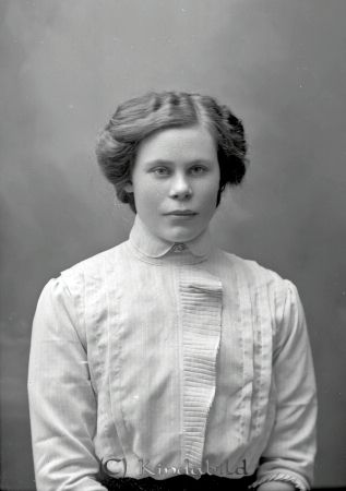 Anna Asklöf Adlerskog

 
