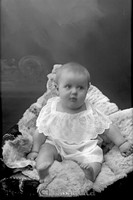 Filnamn=Stahre - 4885.jpg
Filstorlek=20KiB
Dimensioner=297x450
Uppladdade datum=Sep 15, 2006 Stahre - 4885.jpg