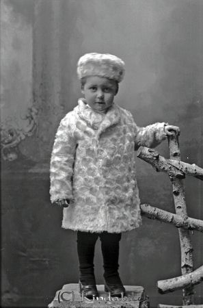 A Samuelsson Sveaborg Egna hem
godj
A Samuelsson Sveaborg Egna hem
Nyckelord: Samuelsson Sveaborg