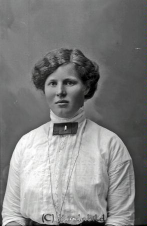 Gerda Karlsson Wenefall Gullringen
godj
Gerda Karlsson Wenefall Gullringen
Nyckelord: Karlsson Wenefall