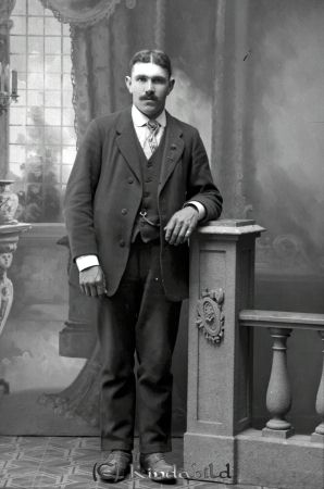 Arvid Karlsson Hemmingstorp  Hycklinge
godj
Arvid Karlsson Hemmingstorp  Hycklinge
Nyckelord: Karlsson Hemmingstorp