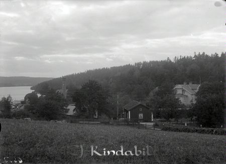 Landskap Skog  Hus Sjö
godj
Landskap Skog  Hus Sjö
Nyckelord: Landskap Skog Hus Sjö