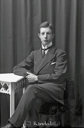 Allvar Andersson Kisa
godj
Allvar Andersson Kisa
Nyckelord: Allvar Andersson