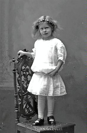 Sibyl Karlsson Kisa
godj
Sibyl Karlsson Kisa
Nyckelord: Sibyl Karlsson
