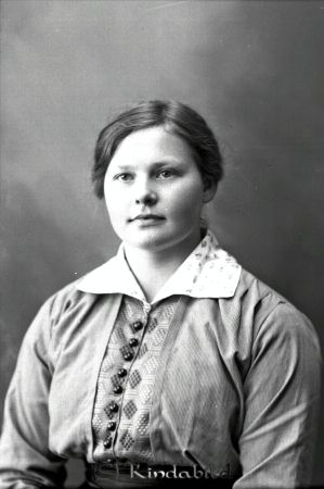 Gunhild Karlsson Bränntorp Horn
godj
Gunhild Karlsson Bränntorp Horn
Nyckelord: Karlsson Bränntorp
