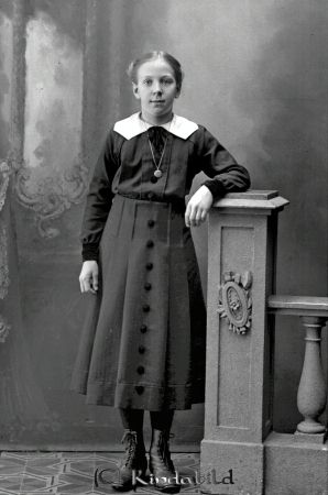 Dagmar Olsson Lilla Lögefall Horn
godj
Dagmar Olsson Lilla Lögefall Horn
Nyckelord: Dagmar Olsson
