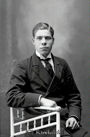 Karl Larsson - Skeppeberg
godj
Karl Larsson ("Skeppebergs-Lasse") Stins 
Nyckelord: Larsson Skeppeberg