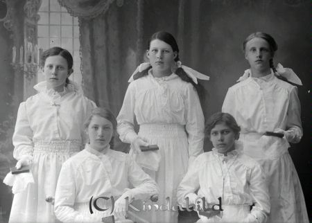 Lilly Dahlberg Kisa
godj
Lilly Dahlberg Kisa
Grupporträtt med fem kvinnor
Nyckelord: Dahlberg Kisa