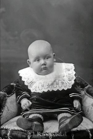 Erik Jarl    Elin Samuelsson Fridhem Stenstugan Kisa
godj
Erik Jarl    Elin Samuelsson Fridhem Stenstugan Kisa
Nyckelord: Erik Jarl