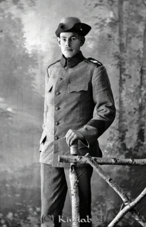 Anders Jakobsson Karlsberg
godj
Anders Jakobsson Karlsberg
militäruniform och trekantsmössa
Nyckelord: Jakobsson Karlsberg