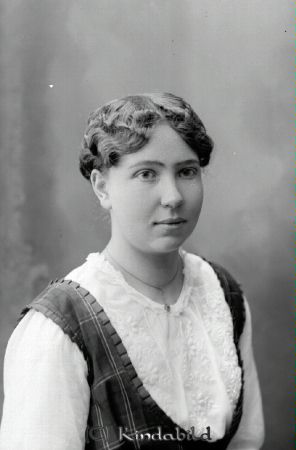 Elsa Nilsson Ennesbotorp Verfveln
godj
Elsa Nilsson Ennesbotorp Verfveln
Nyckelord: Nilsson Ennesbotorp