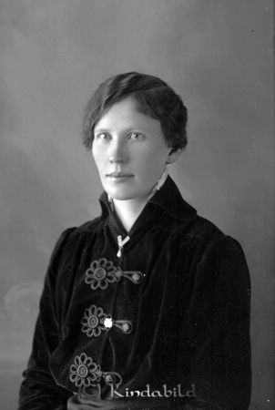 Elsa Andersson Kjettestorp
godj
Elsa Andersson Kjettestorp
Nyckelord: Andersson Kjettestorp