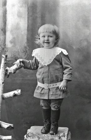 Maria Samuelsson Berga Slätmon
godj
Maria Samuelsson Berga Slätmon
Nyckelord: Samuelsson Berga