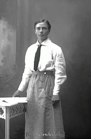 Hulda Andersson Kulltorp Wimmerby
godj
Hulda Andersson Kulltorp Wimmerby
Nyckelord: Andersson Kulltorp