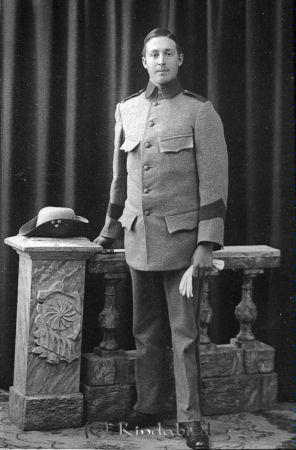 Oskar Svensson Klefstugan Örneström
godj
Oskar Svensson Klefstugan Örneström
i militäruniform
Nyckelord: Svensson Klefstugan