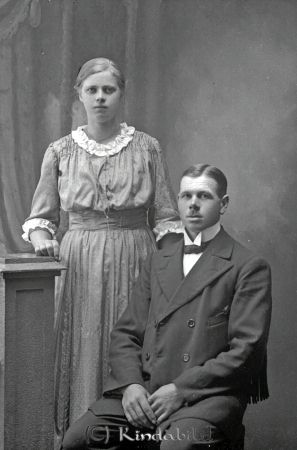 Carl Johansson Bro Hycklinge
godj
Carl Johansson Bro Hycklinge
Grupporträtt med en man och en kvinna
Nyckelord: Johansson Bro