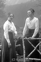 Filnamn=Stahre - 9165.jpg
Filstorlek=27KiB
Dimensioner=296x450
Uppladdade datum=Sep 16, 2006 Stahre - 9165.jpg
