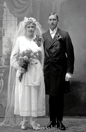 John Larsson  Rosenlund  Kisa
godj
John Larsson  Rosenlund  Kisa
Brudpar
Nyckelord: Larsson Rosenlund