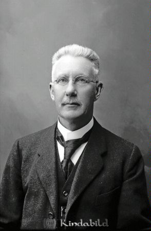 Doktor Bexelius  Kisa
godj
Doktor Bexelius  Kisa

raja
Doktor Johan Bexelius ska ha varit den som i Kisa tog han om flickorna efter "undret vid barnastenen". Se tex www.ydre.se 
Källa: Bouk

raja
Det stämmer. 
Källa: Inger
Nyckelord: Doktor Bexelius