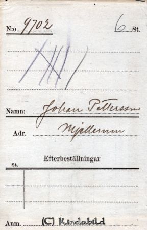 Johan Pettersson  Mjellerum
Johan Pettersson  Mjellerum
Nyckelord: Pettersson Mjellerum