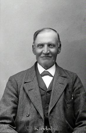 J A Jakobsson  Högtomta
godj
J A Jakobsson  Högtomta

raja
Isak Axel Jacobsson. 
Källa: Gerd Pettersson

Nyckelord: Jakobsson Högtomta