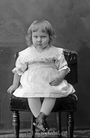 Filnamn=Stahre - 9938.jpg
Filstorlek=21KiB
Dimensioner=292x450
Uppladdade datum=Mar 14, 2007 Stahre - 9938.jpg