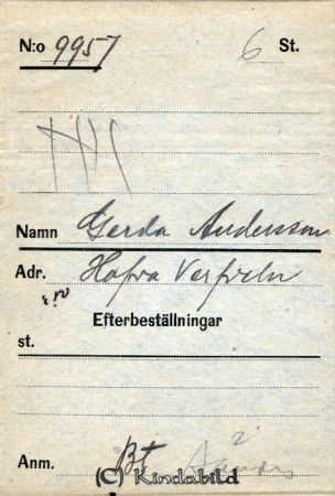 Gerda Andersson  Horfva  Verfveln
Gerda Andersson  Horfva  Verfveln
Nyckelord: Andersson Horfva