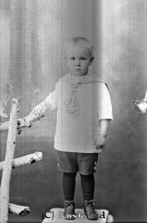 Karl Andersson  Säfsjömålastugan  Ulrika
godj
Karl Andersson  Säfsjömålastugan  Ulrika
Gustaf Evert Andersson
född 1917-10-24
I Sävsjömålastugan, Ulrika 
Nyckelord: Andersson Säfsjömålastugan