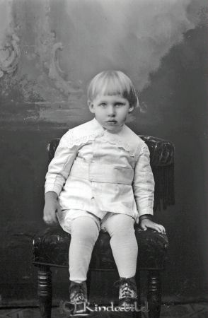 Johan Gustafsson  Fridkullen  Hägerstad
godj
Johan Gustafsson  Fridkullen  Hägerstad
Nyckelord: Gustafsson Fridkullen